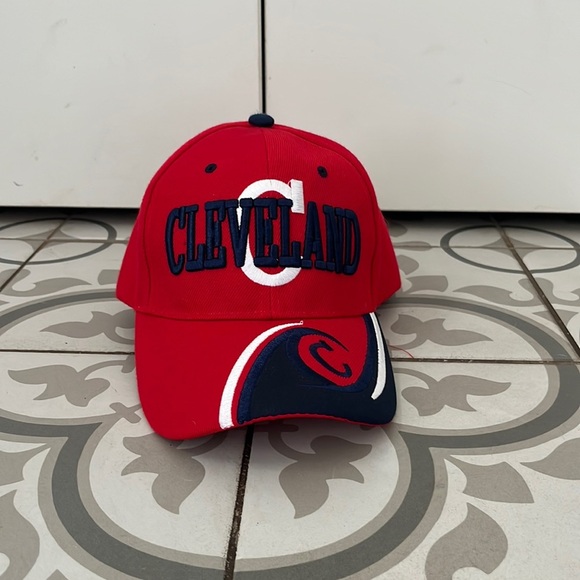 NEW Cleveland baseball hat - Picture 1 of 4